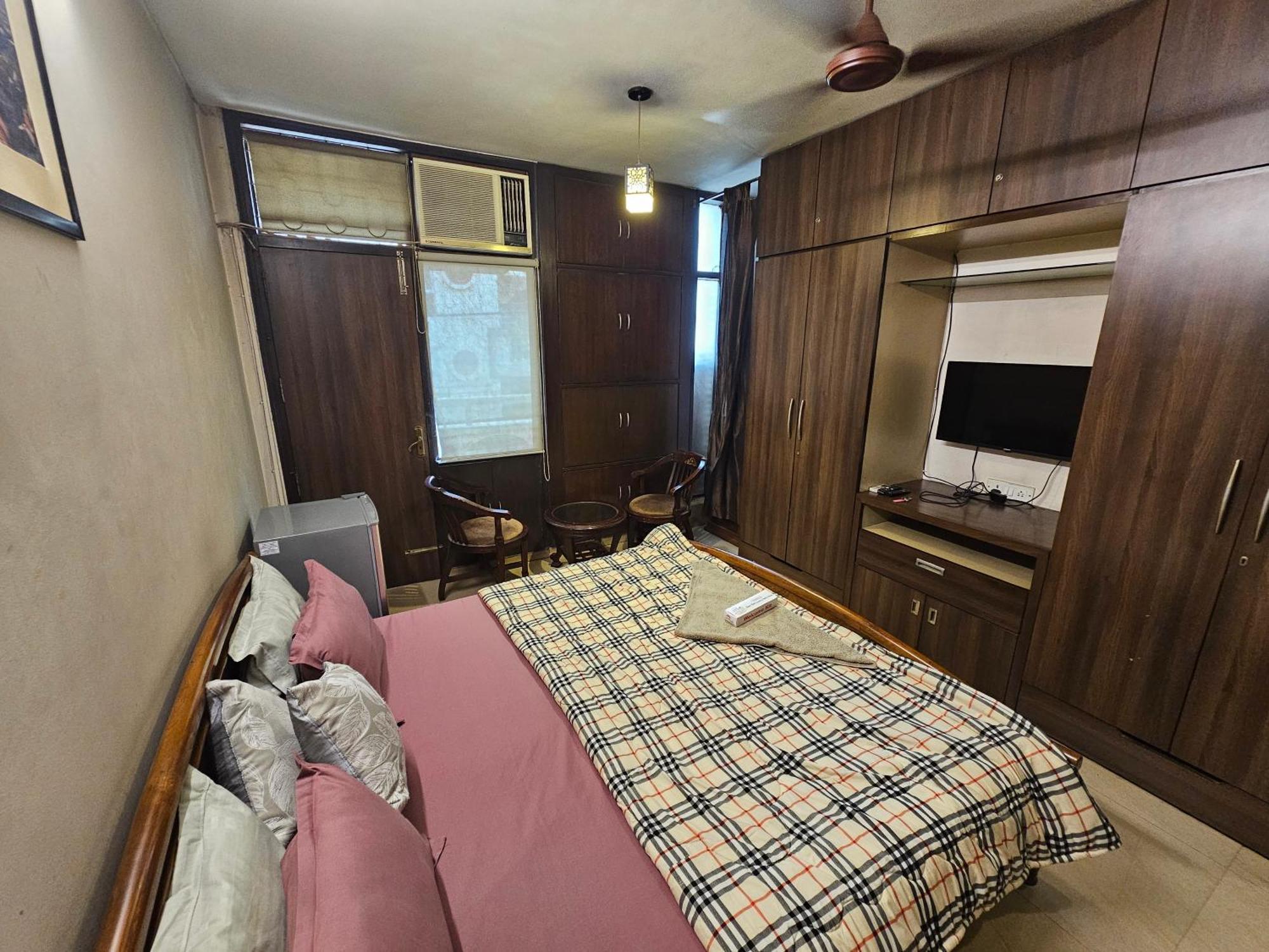 Deer Park Luxury Couette-café